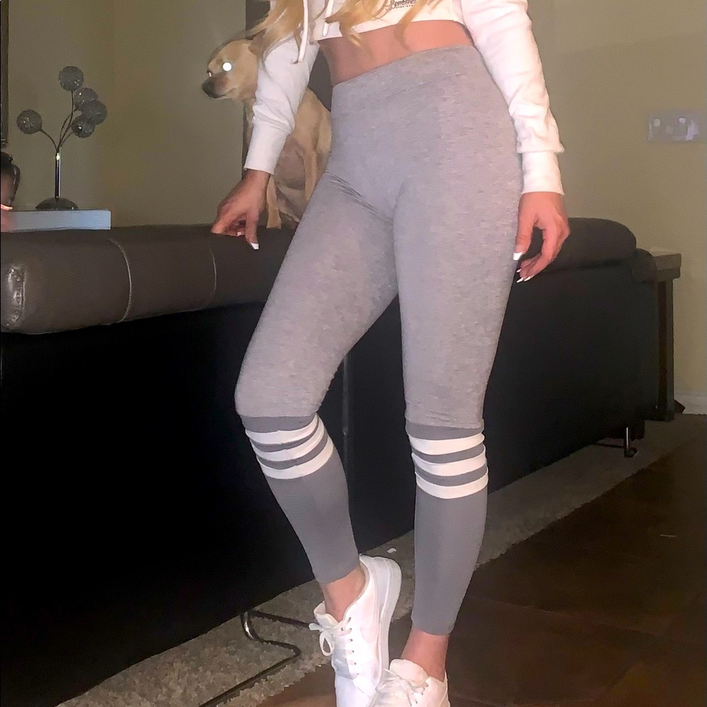 Bombshell sportswear leggings